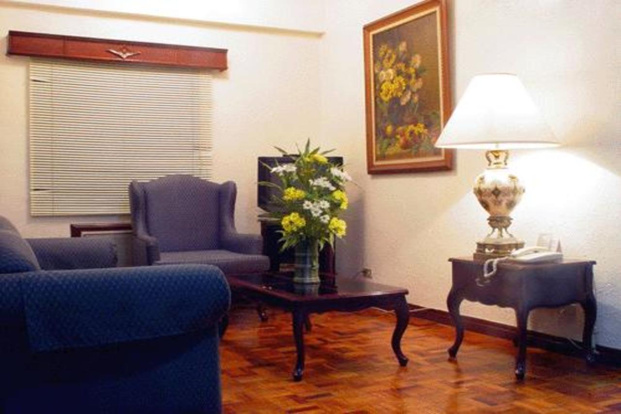 Citadel Inn Makati Makati City Exterior photo